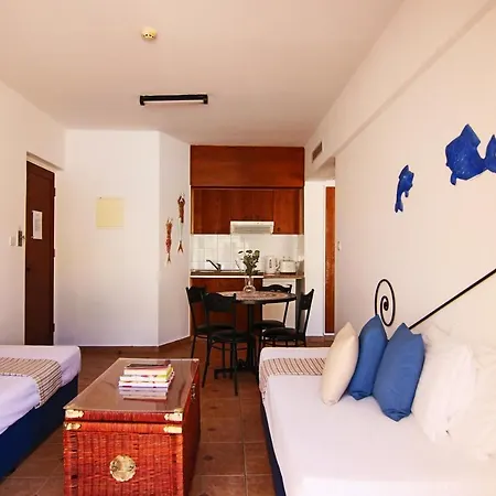 Nicki Resort: Cozy Flat Pool View Διαμέρισμα Πόλη