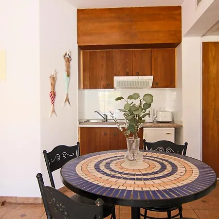 Apartment Nicki Resort: Cozy Flat Pool View Polis